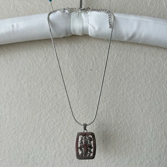 Cross Pendant Necklace Silver Gold Snake Chain Lobster Clasp Inspirational - Picture 4 of 6